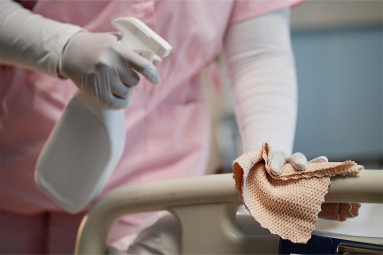 Limpieza profesional en clínicas y centros sanitarios